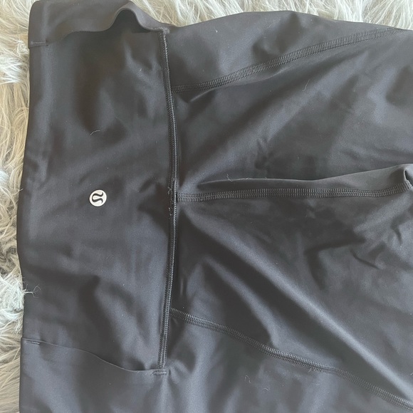 LuluLemon leggings with belt loops for bum bag (black) - Picture 4 of 7